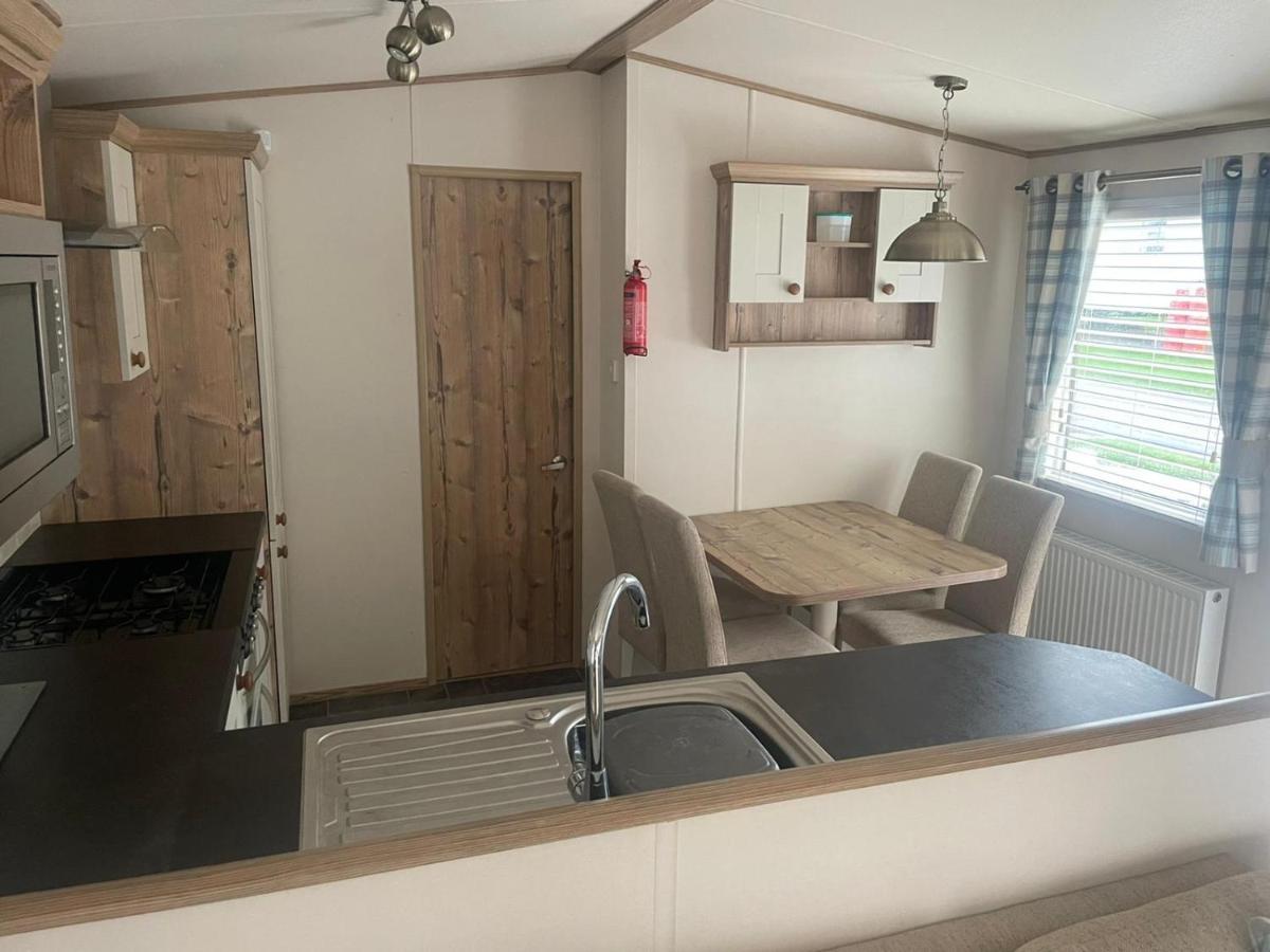 Luxury 6 Berth Caravan, Marton Mere ブラックプール エクステリア 写真