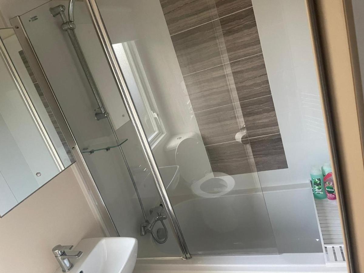 Luxury 6 Berth Caravan, Marton Mere ブラックプール エクステリア 写真